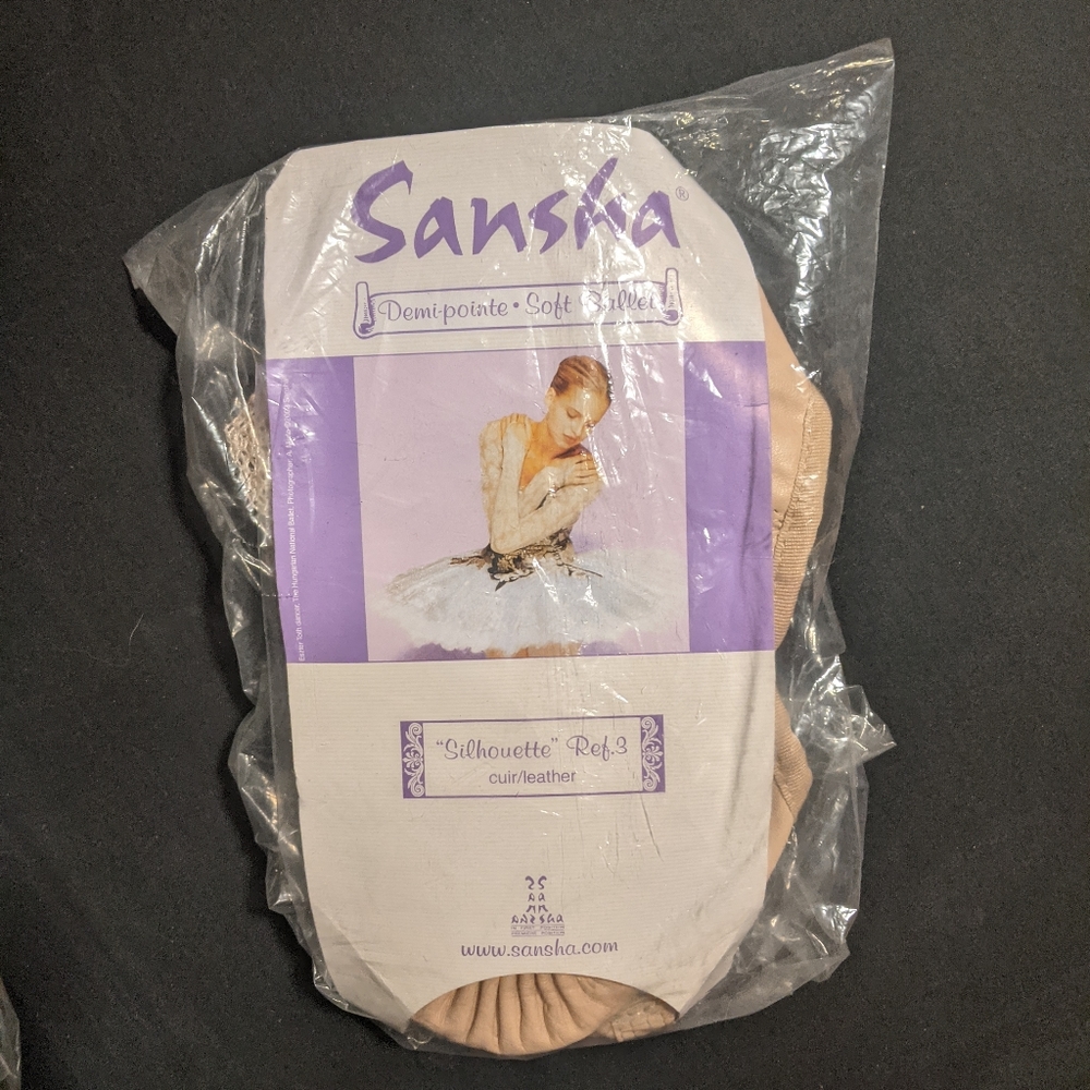 Sansha Silhouette Leather Ballet Shoes - Picture 2 of 2